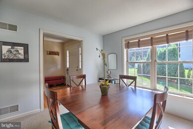 329 E Appletree Aly, Mount Joy, PA 17552 - photo 6