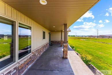 3867 E 49th N, Idaho Falls, ID 83401 - photo 4