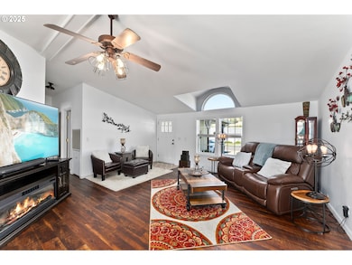 184 SE Cordelia Dr, Myrtle Creek, OR 97457 - photo 6