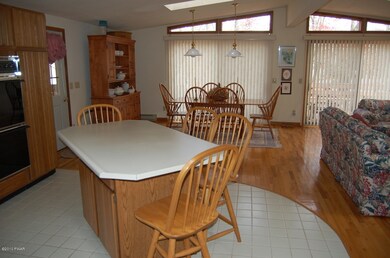 140 Rodeo Dr, Lords Valley, PA 18428 - photo 5