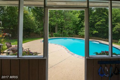 8778 Cardinal Forest Cir, Laurel, MD 20723 - photo 6