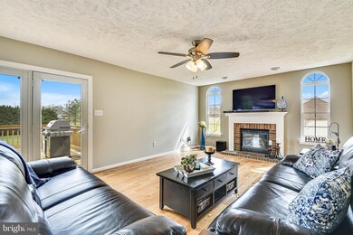 5184 Meadows Farm Rd, Lothian, MD 20711 - photo 6