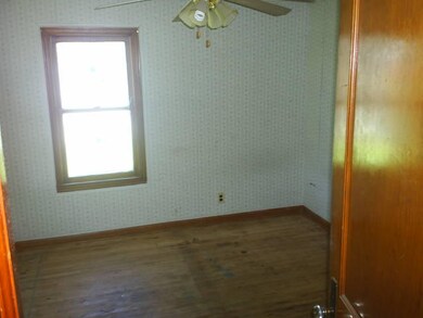 161-219741extrbedroom1