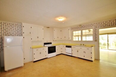 1700 Pineknoll Ln, Albany, GA 31707 - photo 4