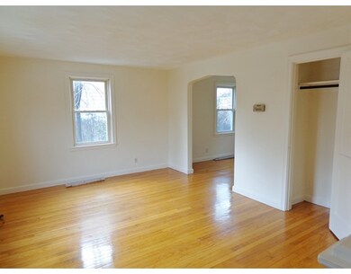 8 Thomas St unit 8, Belmont, MA 02478 - photo 4