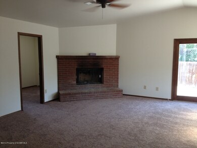 4208 Applewood Dr, Farmington, NM 87402 - photo 2