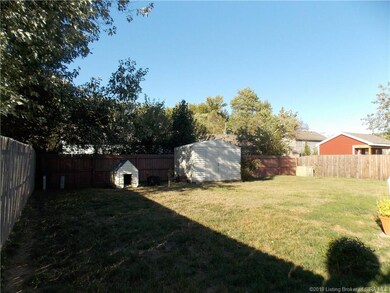 1826 Old Hickory Ct, New Albany, IN 47150 - photo 4