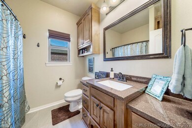 Hall Bath W/ Audio