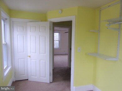 596 N Delaware St, Paulsboro, NJ 08066 - photo 7