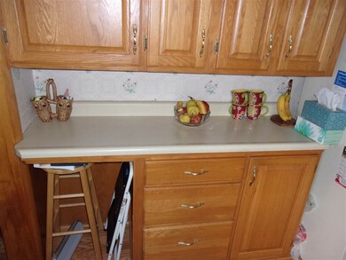 1723 Orchard Dr, Cedar Falls, IA 50613 - photo 6