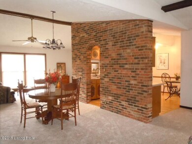 7413 Duchess Dr, Louisville, KY 40228 - photo 6