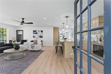 1198 Seminary Dr SW, Marietta, GA 30064 - photo 7