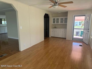 900 Oleander Cir, Sebastian, FL 32976 - photo 6