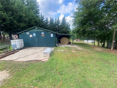 135 Keys Rd, Tamassee, SC 29686 - photo 6