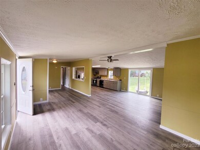 318 Charles St, Statesville, NC 28677 - photo 7