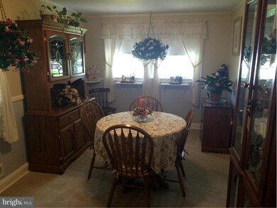 1526 Barrett Rd, Gwynn Oak, MD 21207 - photo 4