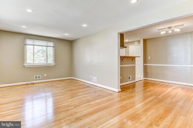 1311 Erskine St, Takoma Park, MD 20912 - photo 7