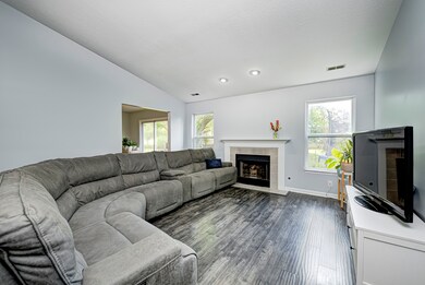 10149 Bootham Close, Fishers, IN 46038 - photo 4