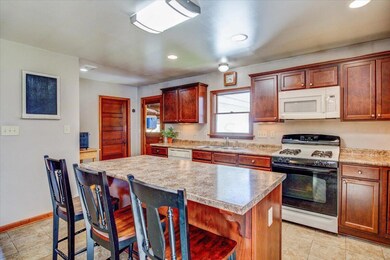 06-Kitchen