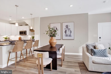 9664 Swallowtail Ln, Manassas, VA 20110 - photo 4