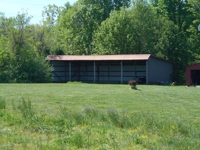 6241 Johnny Stamps Rd, Cookeville, TN 38506 - photo 4