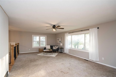 109 Maple St, de Soto, IA 50069 - photo 5