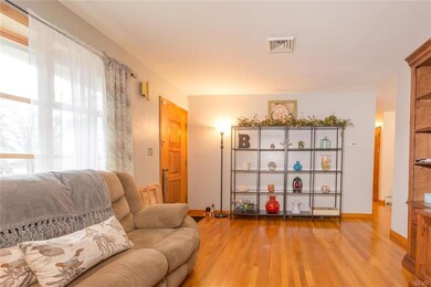 1499 Verona Dr, Pen Argyl, PA 18072 - photo 3