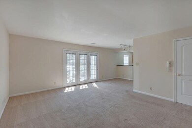 1219 Villa Ln unit D, Charlottesville, VA 22903 - photo 4
