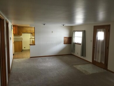 2445 N Court St, Circleville, OH 43113 - photo 6