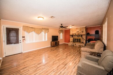 Living room with Fireplace