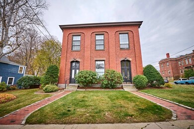 37 Forrester St unit 4, Newburyport, MA 01950 - photo 2