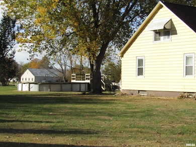 1320 N Broadway St, Lewistown, IL 61542 - photo 6