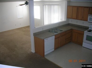 8778 Sunset Breeze Dr, Reno, NV 89506 - photo 4