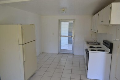 Kitchen room to add more cabinets