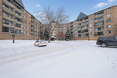 Kenzington Condominiums unit 531, Saint Anthony, MN 55418 - photo 2