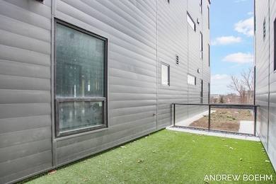 4-web-or-mls-Towers Pick Up-4