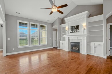 1914 Lasso Cir, Columbia, MO 65201 - photo 4