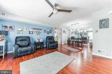 904 Steamboat Station unit 904, Southampton, PA 18966 - photo 3