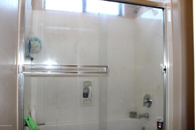 Master walk in Shower