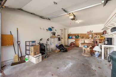 75 Walden Pond Dr, Nashua, NH 03064 - photo 6