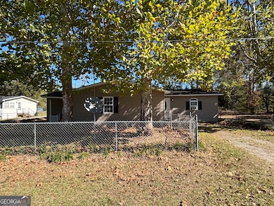 312 Mullis St, Dexter, GA 31019 - photo 2