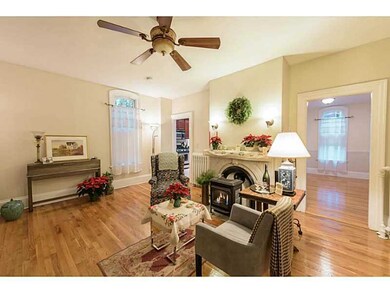 25 Gibbs Ave unit Townhouse, Newport, RI 02840 - photo 6