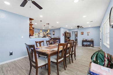 940 Orangeview Dr, Largo, FL 33778 - photo 5