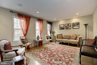 7300 Brookstone Ct, Potomac, MD 20854 - photo 4