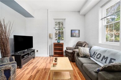 8 Slocum St unit 6, Providence, RI 02909 - photo 5