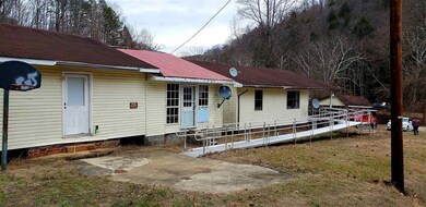 10 Watson Bridge, Branchland, WV 25506 - photo 4