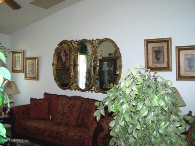 5201 Denaud Ct, Jacksonville, FL 32205 - photo 6