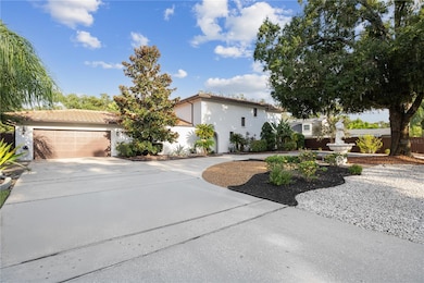 403 Weeburn Rd, Temple Terrace, FL 33617 - photo 3