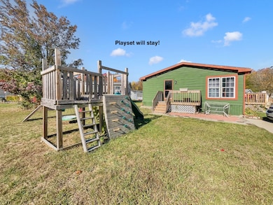 2500 Mann Rd unit 421, Clarkston, MI 48346 - photo 3