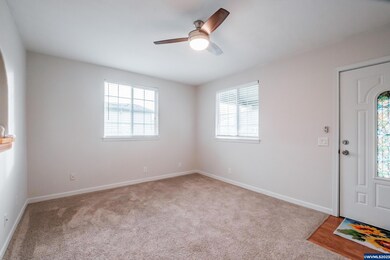 620 C St, Independence, OR 97351 - photo 5